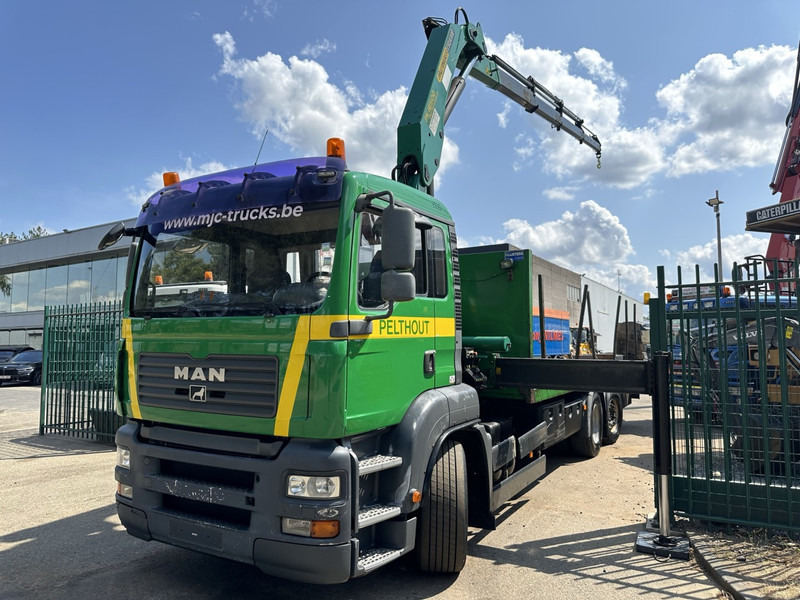 MAN TGA 26.360 6X2 BL + CRANE PALFINGER PK 18500 (4x) - LIFT + STEERING AXLE - PLATFORM 7m75 - MANUAL GEARBOX - Camión grúa: foto 5 MAN TGA 26.360 6X2 BL + CRANE PALFINGER PK 18500 (4x) - LIFT + STEERING AXLE - PLATFORM 7m75 - MANUAL GEARBOX - Camión grúa: foto 5