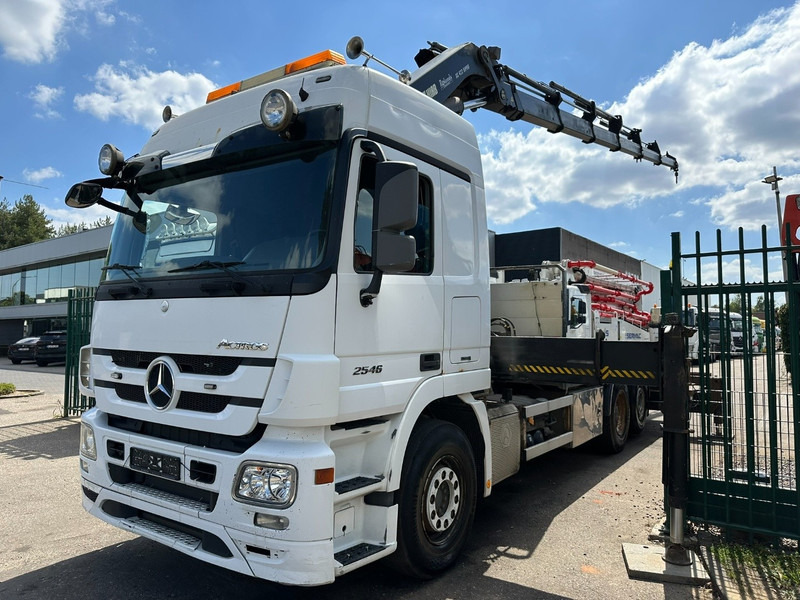 Mercedes-Benz ACTROS 2546 6x2 + CRANE HIAB 422 EP-6 HIPRO - *415.000km* - PLATFORM 6m50 - LIFT AXLE - MP 3 - EURO 5 - BELGIAN PAPERS - Camión grúa: foto 3 Mercedes-Benz ACTROS 2546 6x2 + CRANE HIAB 422 EP-6 HIPRO - *415.000km* - PLATFORM 6m50 - LIFT AXLE - MP 3 - EURO 5 - BELGIAN PAPERS - Camión grúa: foto 3