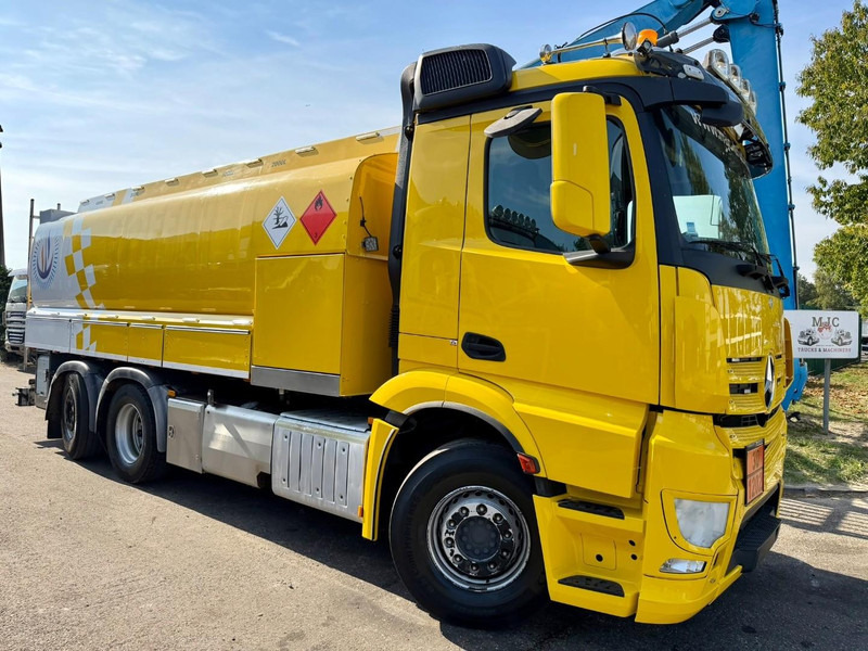 Mercedes-Benz ANTOS 2632 6x2 FUEL TANKER 16.000L - 4 COMP - DIESEL / PETROL - RETARDER - EURO 6 - LIFT / STEERING AXLE - *FULL AIR* - BE TRUCK - Camión cisterna: foto 1 Mercedes-Benz ANTOS 2632 6x2 FUEL TANKER 16.000L - 4 COMP - DIESEL / PETROL - RETARDER - EURO 6 - LIFT / STEERING AXLE - *FULL AIR* - BE TRUCK - Camión cisterna: foto 1