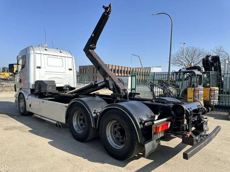 Scania 144G-530 V8 6x4 HOOKLIFT 20T MEILLER -VOL LUCHT - OPTI-CRUISE - CR19 SLAAPCABINE - Camión multibasculante: foto 4 Scania 144G-530 V8 6x4 HOOKLIFT 20T MEILLER -VOL LUCHT - OPTI-CRUISE - CR19 SLAAPCABINE - Camión multibasculante: foto 4