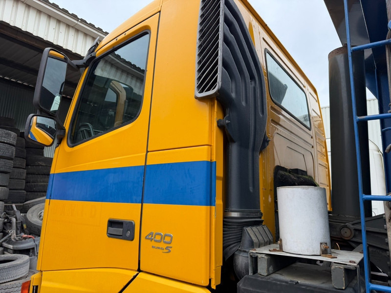 Volvo FH 400 8X4 TIPPER - MANUAL 3+3 - STEEL SPRING / BLATT - EURO 5 - 13T BIG AXLES HUB REDUCTION - BE TRUCK - Camión volquete: foto 5 Volvo FH 400 8X4 TIPPER - MANUAL 3+3 - STEEL SPRING / BLATT - EURO 5 - 13T BIG AXLES HUB REDUCTION - BE TRUCK - Camión volquete: foto 5