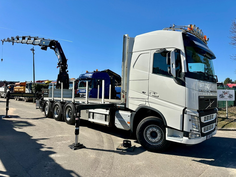 Volvo FH 420 8x4 TRIDEM + KRAAN HIAB 408 E-8 HIPRO + WINCH - 63.000km ONLY - CREWCAB 4 SEATER - PLATFORM 7m - TOP CONDITION - Camión caja abierta, Camión grúa: foto 2 Volvo FH 420 8x4 TRIDEM + KRAAN HIAB 408 E-8 HIPRO + WINCH - 63.000km ONLY - CREWCAB 4 SEATER - PLATFORM 7m - TOP CONDITION - Camión caja abierta, Camión grúa: foto 2