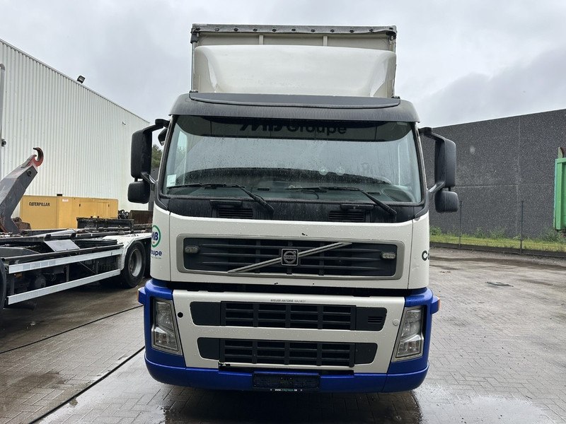 Volvo FM 370 6x2 BOX 8m25 - LIFT + STEERING AXLE - EURO 5 - I SHIFT - 26T - TÜV 06/2026 - BE TRUCK - Camión lona: foto 3 Volvo FM 370 6x2 BOX 8m25 - LIFT + STEERING AXLE - EURO 5 - I SHIFT - 26T - TÜV 06/2026 - BE TRUCK - Camión lona: foto 3