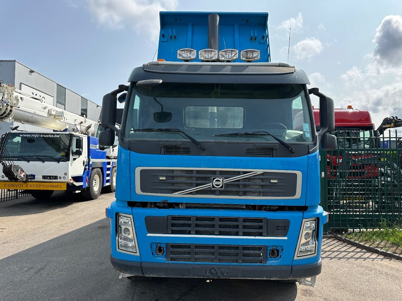 Volvo FM 440 8x4 TIPPER - STEEL SPRING - I SHIFT - WAF STEEL TIPPER - EURO 4 - BE TRUCK - Camión volquete: foto 3 Volvo FM 440 8x4 TIPPER - STEEL SPRING - I SHIFT - WAF STEEL TIPPER - EURO 4 - BE TRUCK - Camión volquete: foto 3