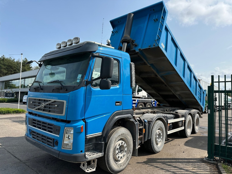 Volvo FM 440 8x4 TIPPER - STEEL SPRING - I SHIFT - WAF STEEL TIPPER - EURO 4 - BE TRUCK - Camión volquete: foto 4 Volvo FM 440 8x4 TIPPER - STEEL SPRING - I SHIFT - WAF STEEL TIPPER - EURO 4 - BE TRUCK - Camión volquete: foto 4