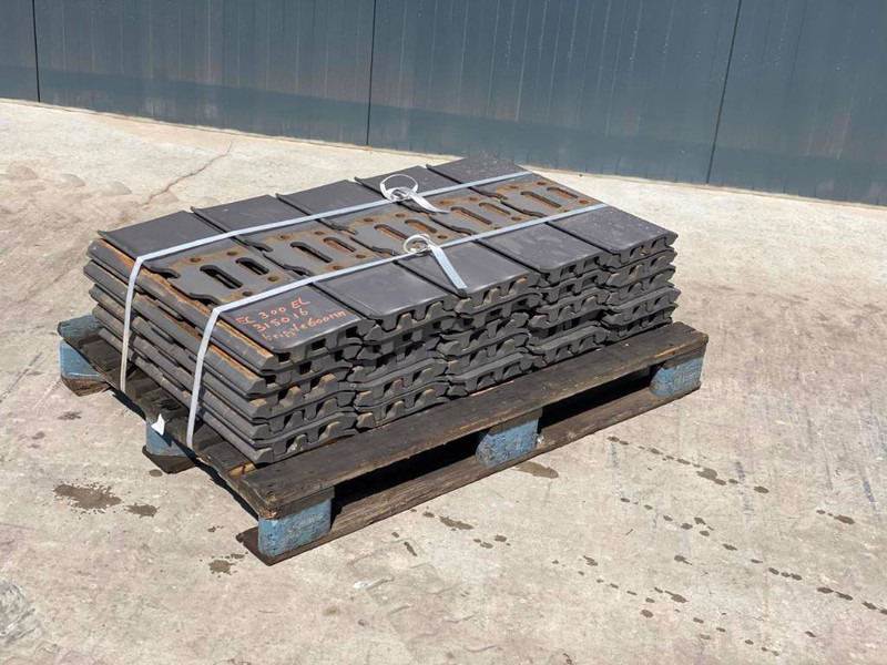 Case CX290 / CX300 Shoes/Pads - Bastidor/ Chasis para Maquinaria de construcción: foto 3 Case CX290 / CX300 Shoes/Pads - Bastidor/ Chasis para Maquinaria de construcción: foto 3