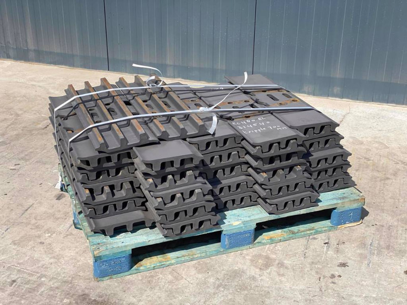 Case CX330 / CX350 Shoes/Pads - Bastidor/ Chasis para Maquinaria de construcción: foto 2 Case CX330 / CX350 Shoes/Pads - Bastidor/ Chasis para Maquinaria de construcción: foto 2