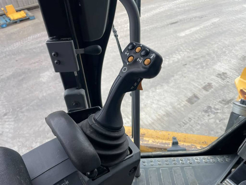 Grader Cat 140M3 AWD: foto 16