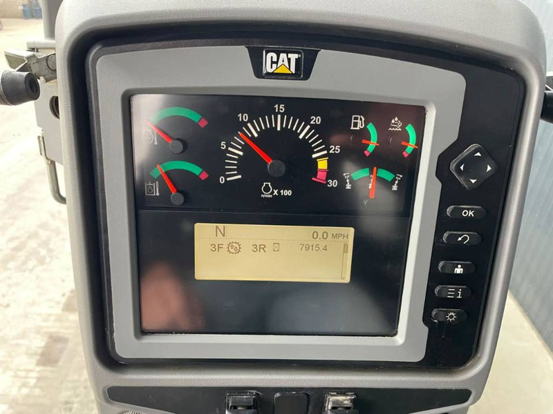 Grader Cat 140M3 AWD: foto 18