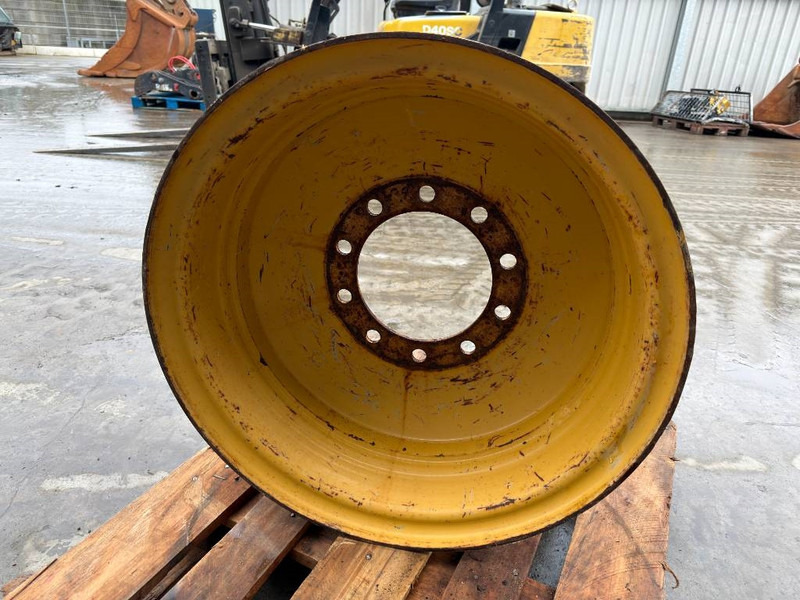 Cat 17.5R25 Rim for 140H / 140K / 140M / 160M / 160H - Neumáticos y llantas para Maquinaria de construcción: foto 5 Cat 17.5R25 Rim for 140H / 140K / 140M / 160M / 160H - Neumáticos y llantas para Maquinaria de construcción: foto 5