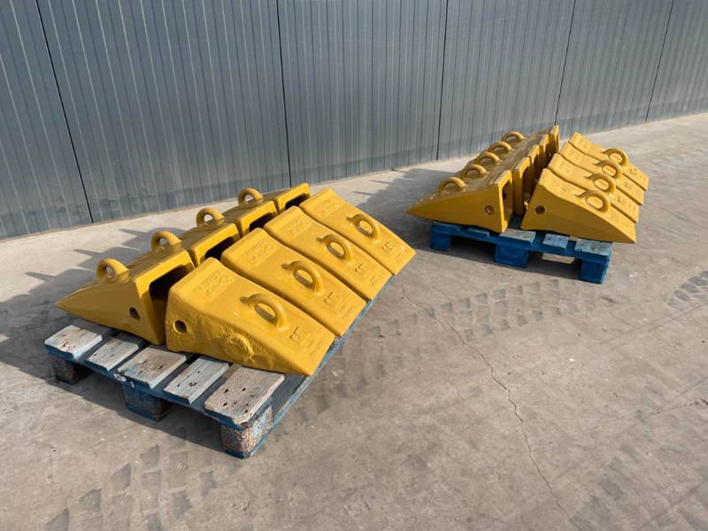 Cat 365 / 374 / 385 /390 Tips - Cazo para Maquinaria de construcción: foto 1 Cat 365 / 374 / 385 /390 Tips - Cazo para Maquinaria de construcción: foto 1