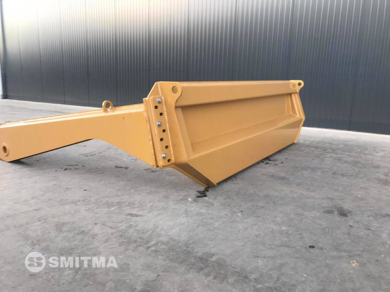 Cat 730 - Trampilla elevadora para Maquinaria de construcción: foto 2 Cat 730 - Trampilla elevadora para Maquinaria de construcción: foto 2