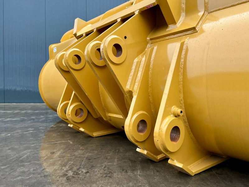 Cat 980 incl. cutting edge + side protectors - Cazo para Maquinaria de construcción: foto 4 Cat 980 incl. cutting edge + side protectors - Cazo para Maquinaria de construcción: foto 4