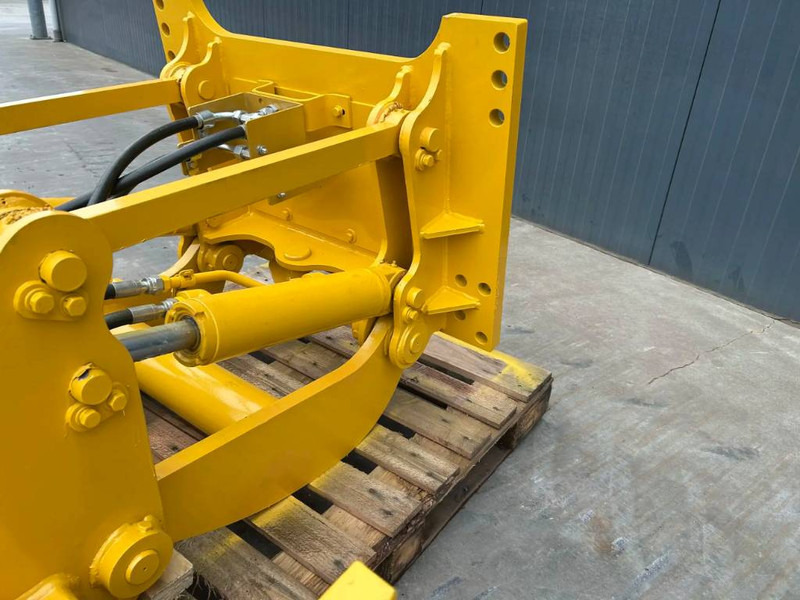 Komatsu D37 - Implemento para Maquinaria de construcción: foto 5 Komatsu D37 - Implemento para Maquinaria de construcción: foto 5