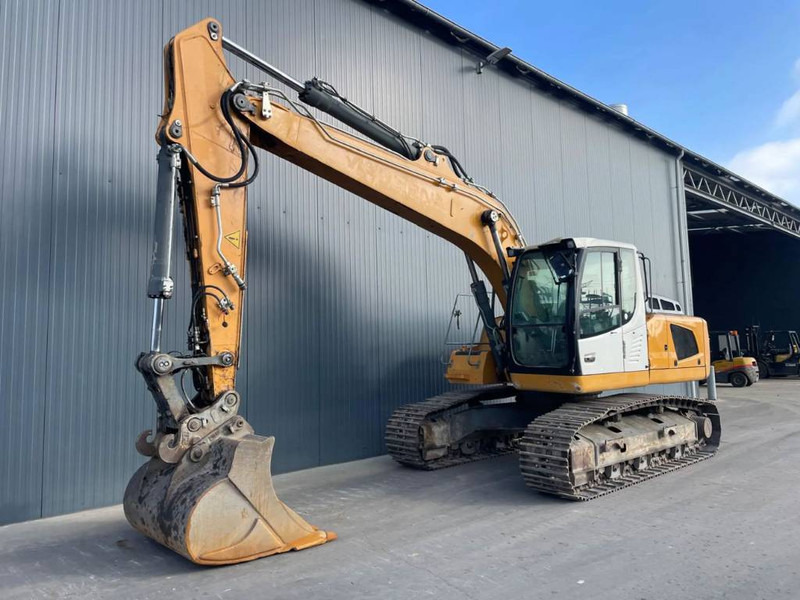 Liebherr R922 SLC - Excavadora de cadenas: foto 1 Liebherr R922 SLC - Excavadora de cadenas: foto 1