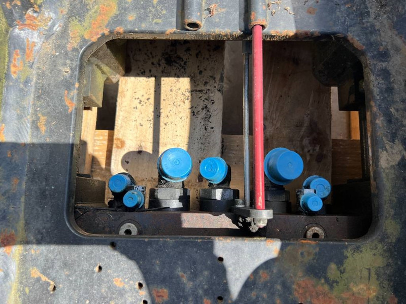 Acoplamiento rápido para Maquinaria de construcción OilQuick OQ65 - M314F / M316F / M318F: foto 16 Acoplamiento rápido para Maquinaria de construcción OilQuick OQ65 - M314F / M316F / M318F: foto 16