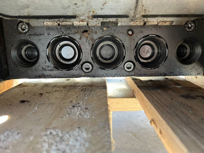 Acoplamiento rápido para Maquinaria de construcción OilQuick OQ65 - M314F / M316F / M318F: foto 14 Acoplamiento rápido para Maquinaria de construcción OilQuick OQ65 - M314F / M316F / M318F: foto 14