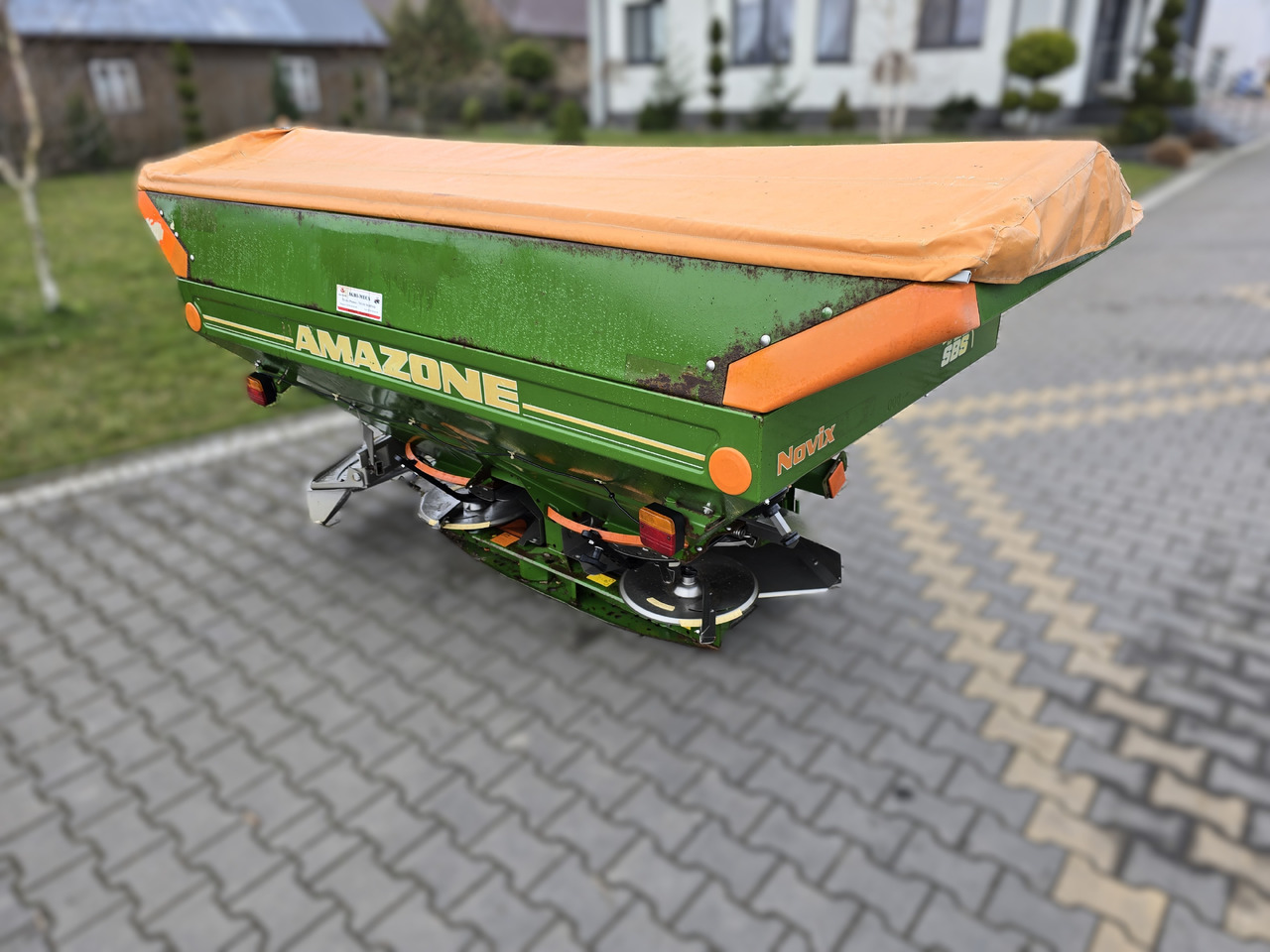 AMZONE ZA-M Novix ZA-M 1200 + nadstawka 1000 L - Esparcidor de fertilizantes: foto 1 AMZONE ZA-M Novix ZA-M 1200 + nadstawka 1000 L - Esparcidor de fertilizantes: foto 1