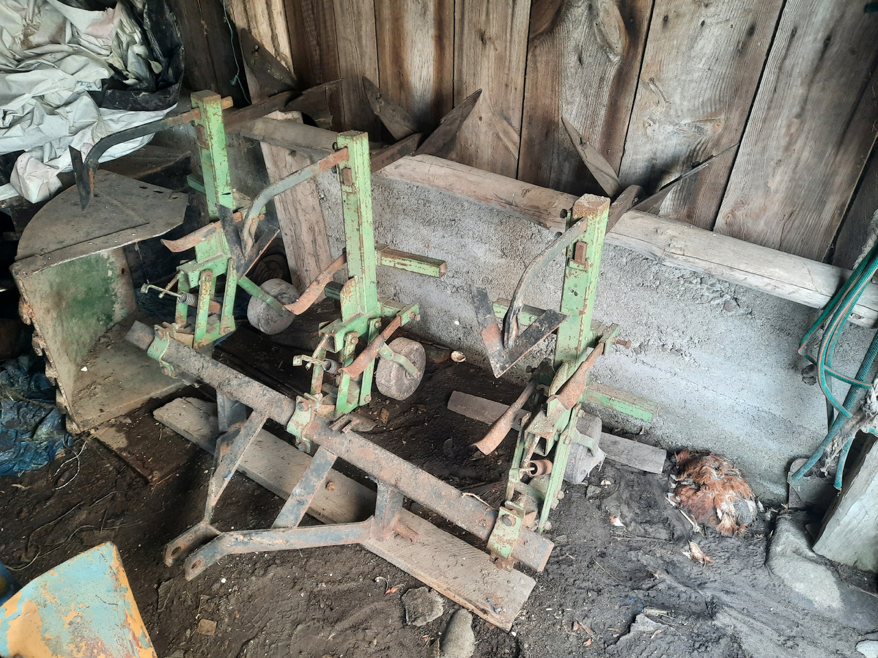 Bomet pielniko obsypnik - Arrancadora de patatas: foto 1 Bomet pielniko obsypnik - Arrancadora de patatas: foto 1