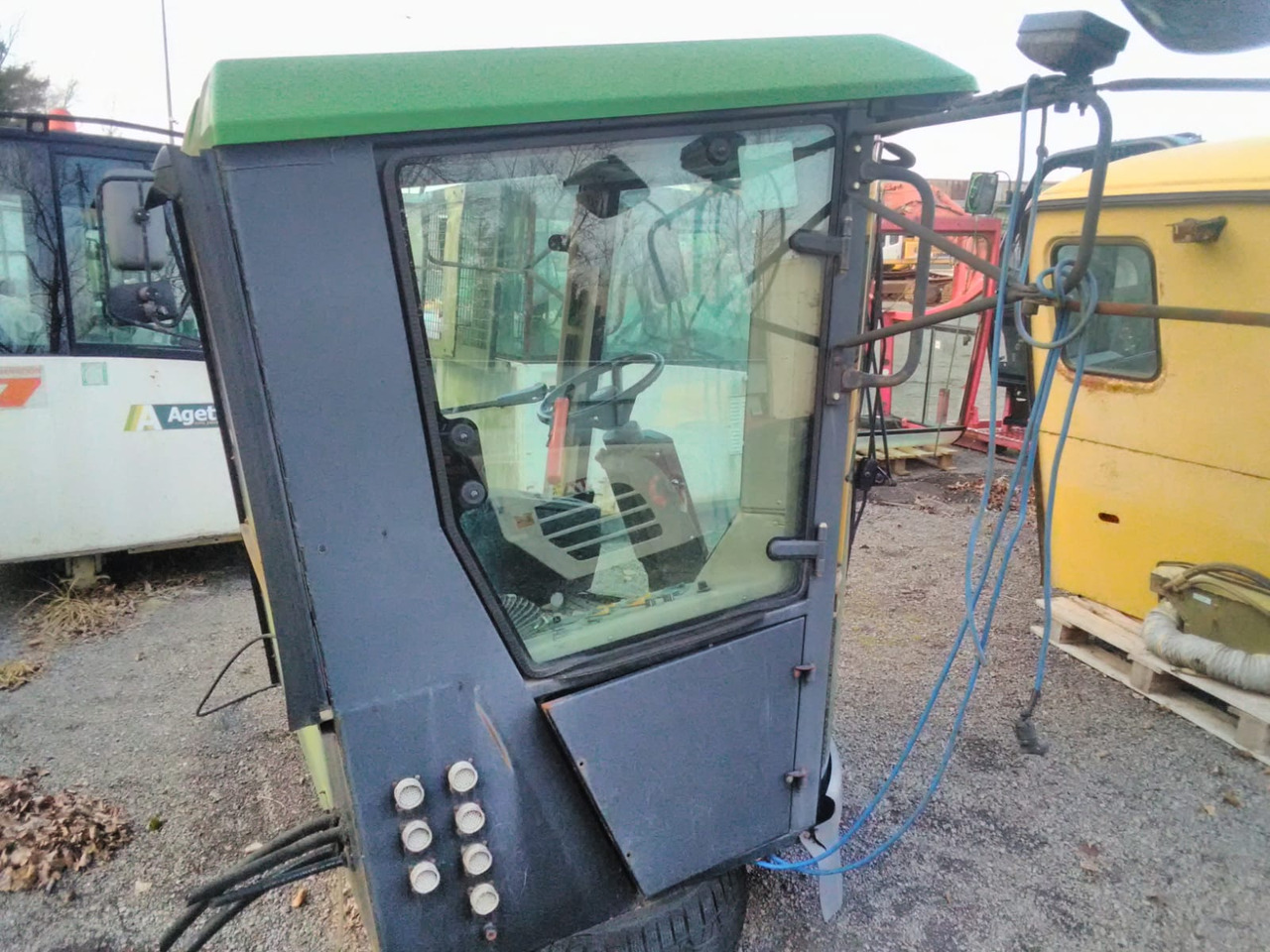 JOHN DEERE 1550 WTS - Cabina para Cosechadora de granos: foto 5 JOHN DEERE 1550 WTS - Cabina para Cosechadora de granos: foto 5