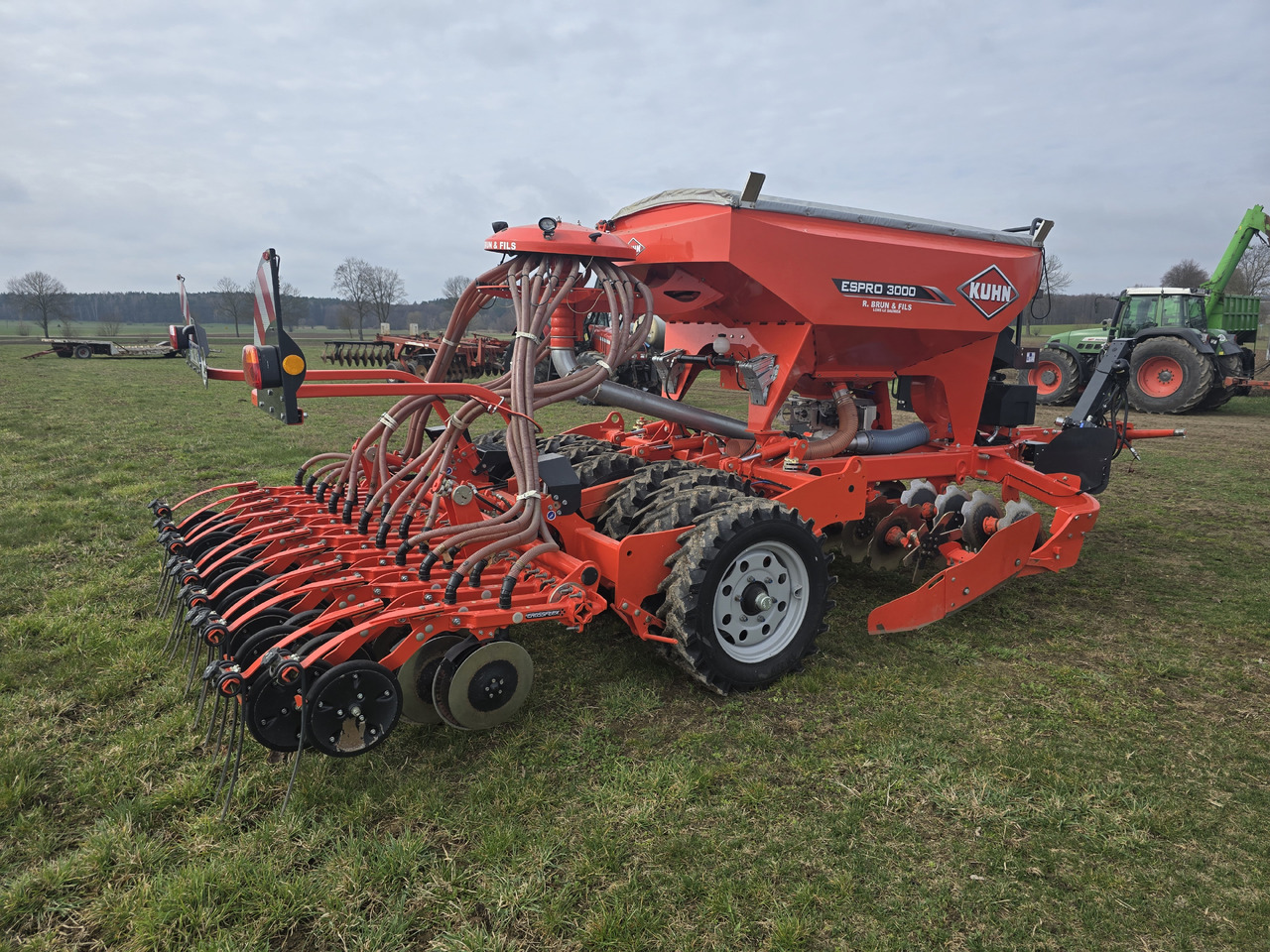 KUHN ESPRO 3000 VFB - Combinado de siembra: foto 4 KUHN ESPRO 3000 VFB - Combinado de siembra: foto 4