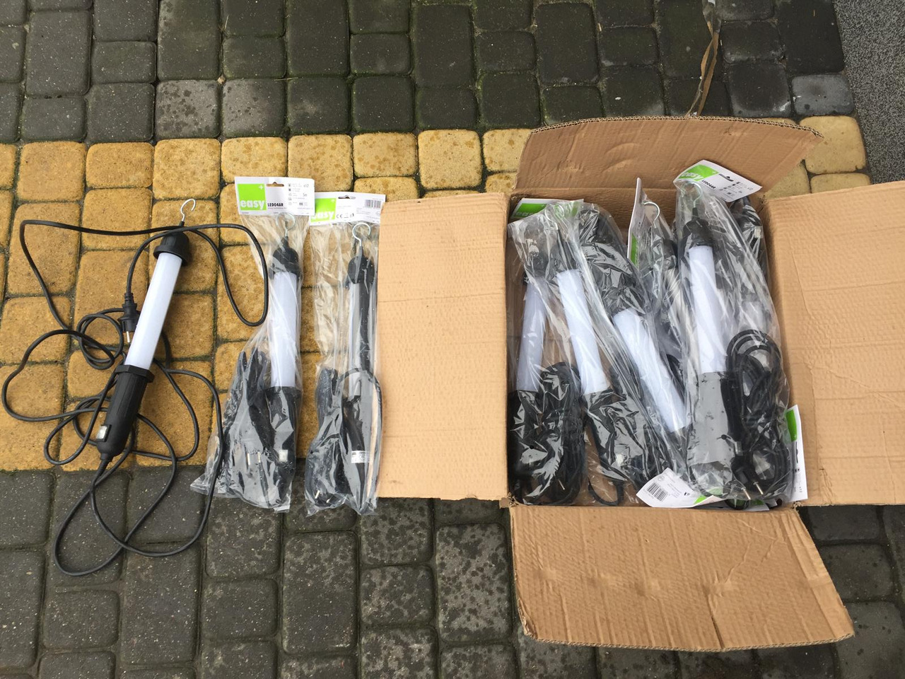 Lampa warsztatowa na 5 metrowym przewodzie zasilającym - Equipo de taller: foto 3 Lampa warsztatowa na 5 metrowym przewodzie zasilającym - Equipo de taller: foto 3