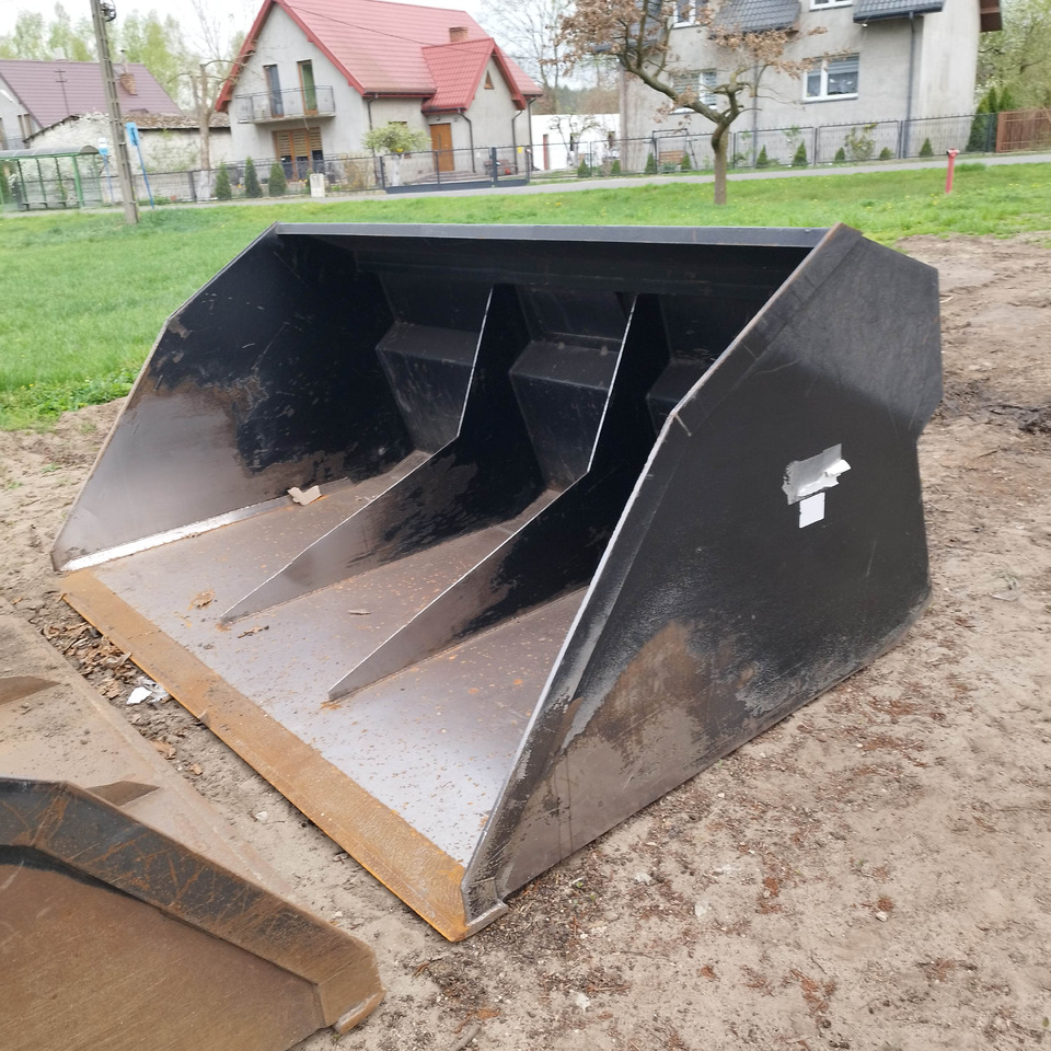 Manitou - Cazo cargador: foto 2 Manitou - Cazo cargador: foto 2