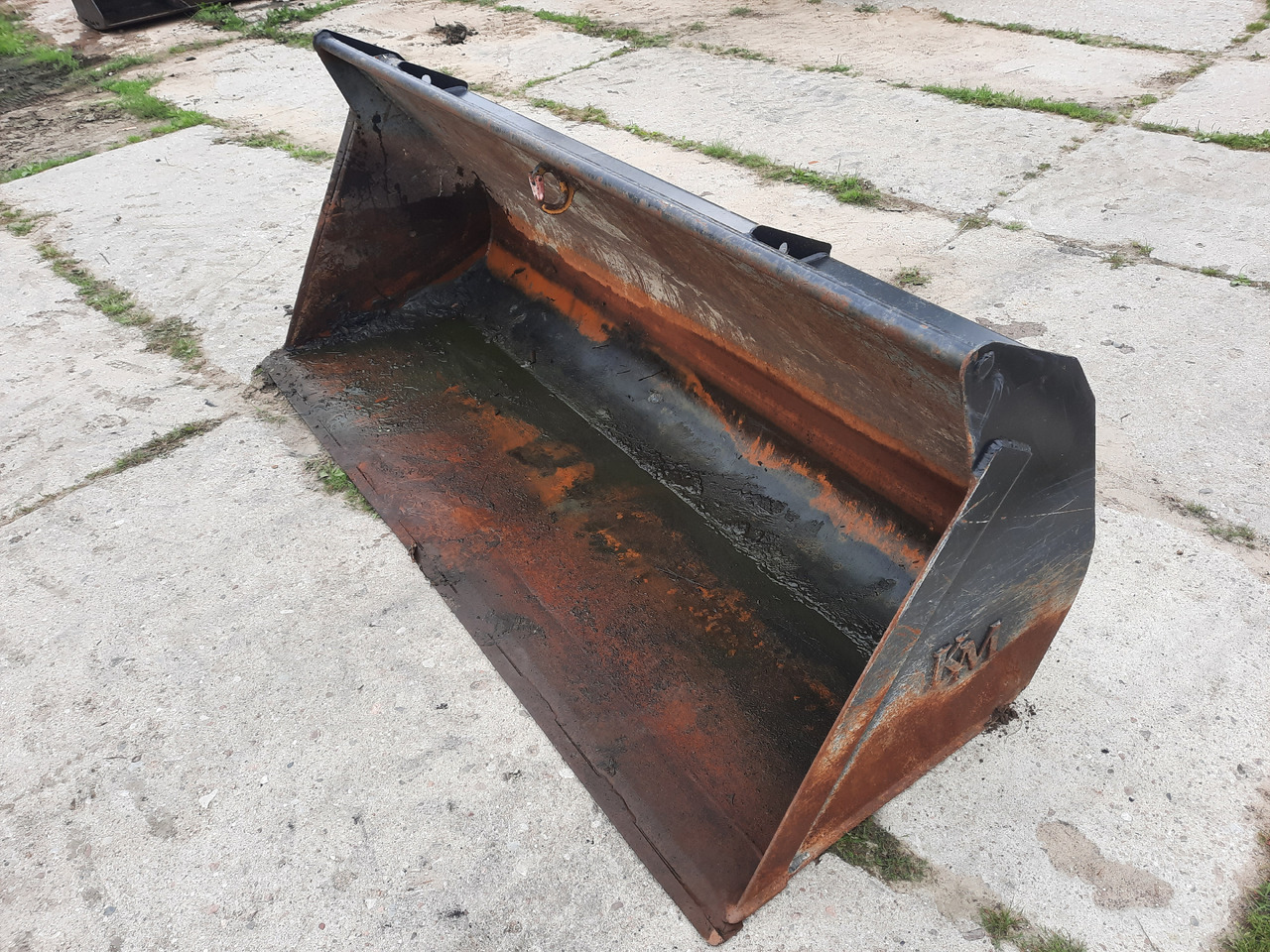 NEW HOLLAND KM 2.5 250 - Cazo para Maquinaria de construcción: foto 1 NEW HOLLAND KM 2.5 250 - Cazo para Maquinaria de construcción: foto 1