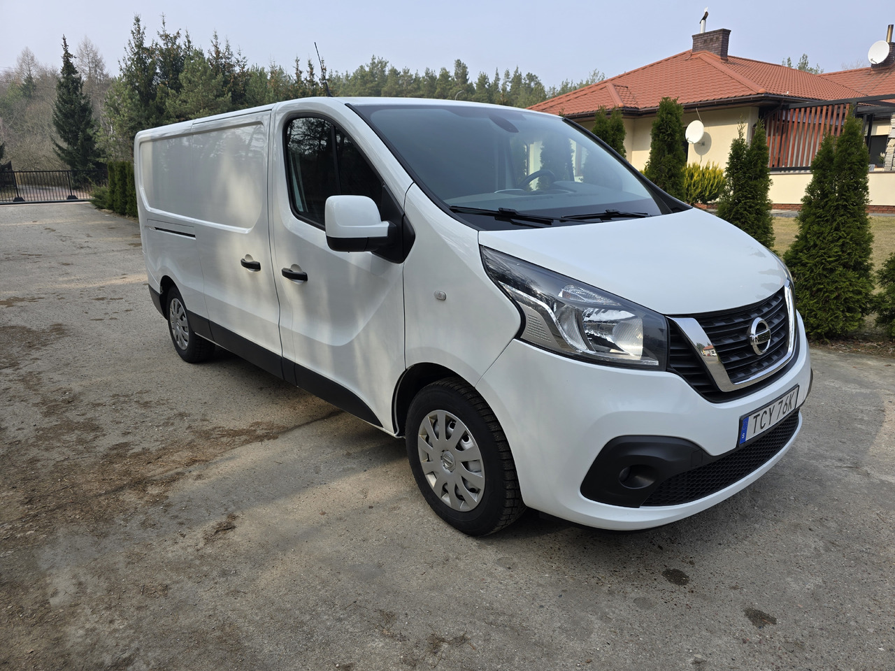 NISSAN NV300 Long - Coche: foto 1 NISSAN NV300 Long - Coche: foto 1