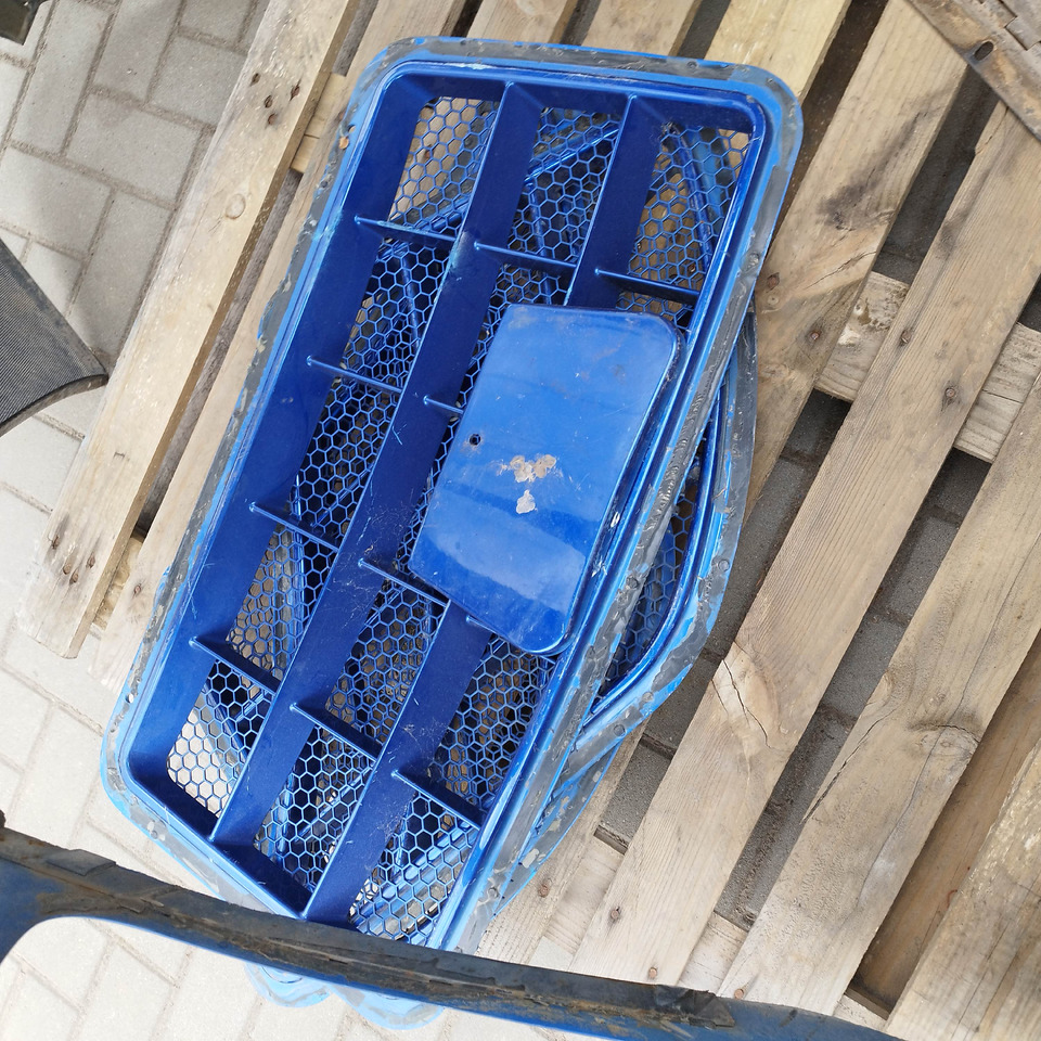 New Holland T8 - Carrocería y exterior para Maquinaria agrícola: foto 4 New Holland T8 - Carrocería y exterior para Maquinaria agrícola: foto 4