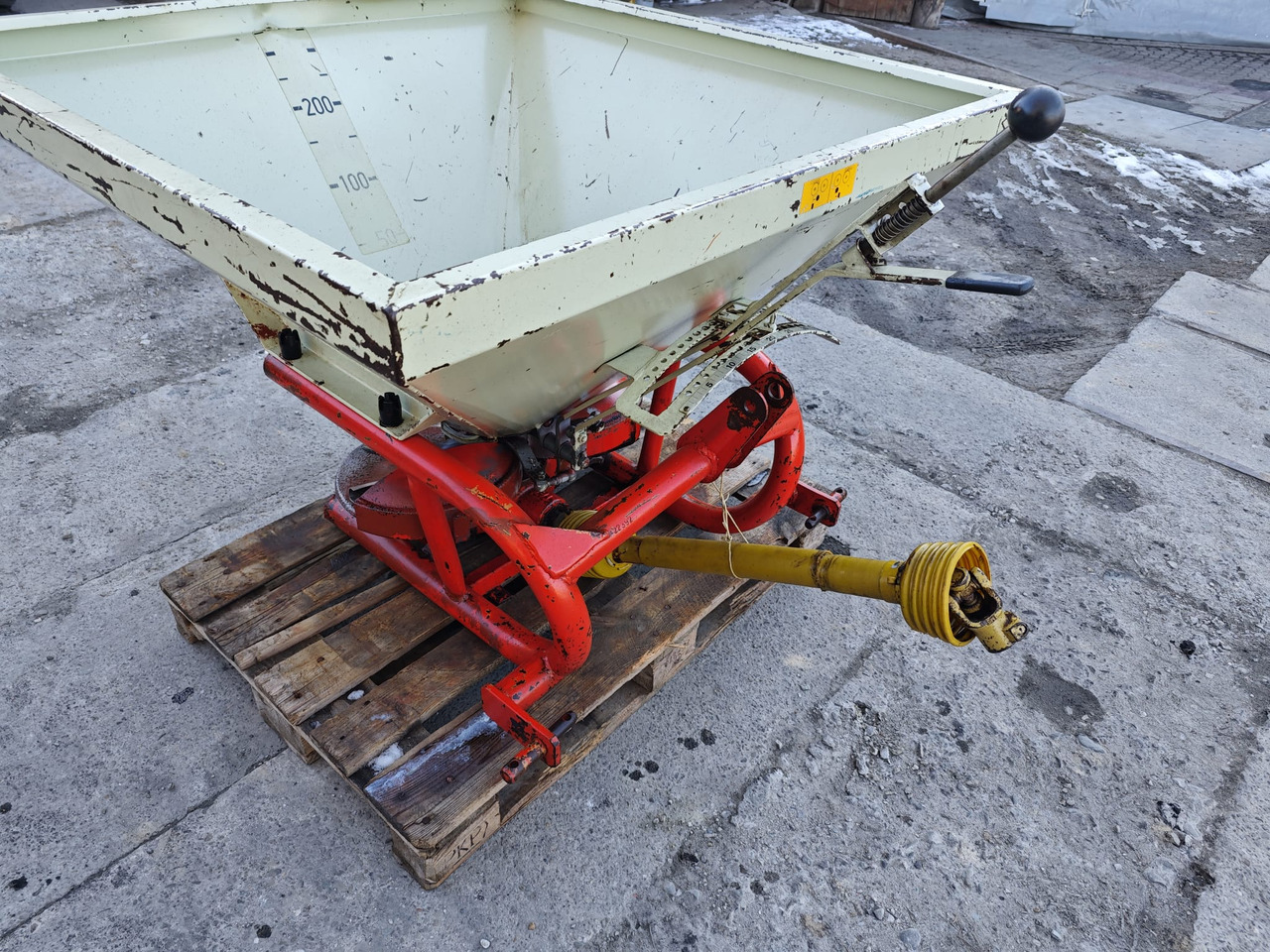 RAUCH Komet 450 L - Esparcidor de fertilizantes: foto 2 RAUCH Komet 450 L - Esparcidor de fertilizantes: foto 2