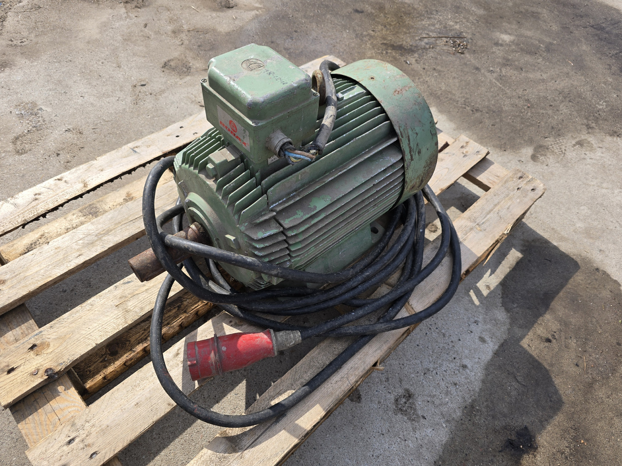 ROBAX ELIN LKM-316 L04 F6D - Generador industriale: foto 4 ROBAX ELIN LKM-316 L04 F6D - Generador industriale: foto 4