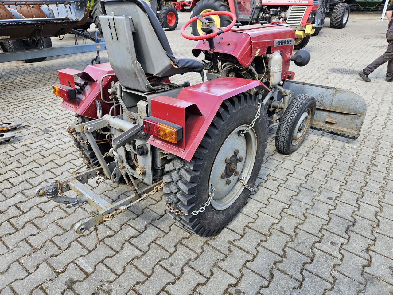 Ursus 1CA90 - Tractor: foto 5 Ursus 1CA90 - Tractor: foto 5
