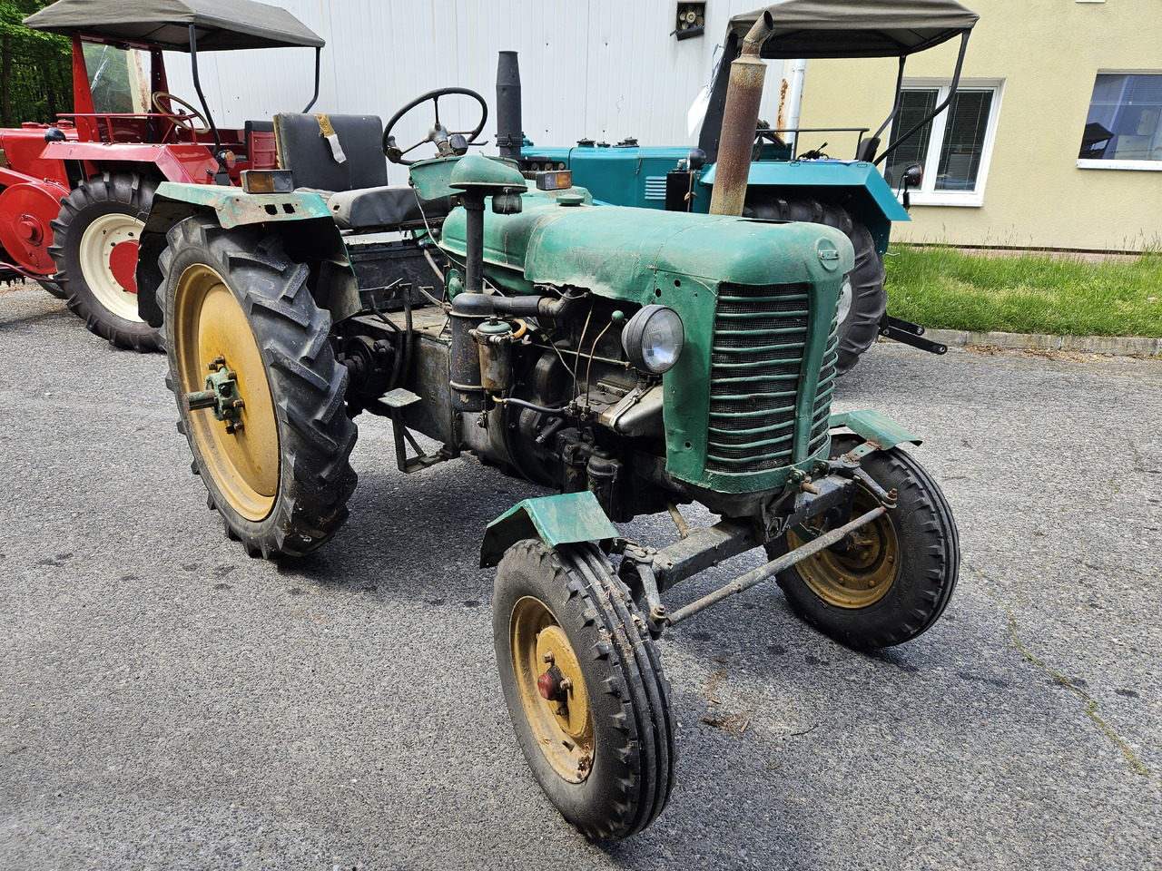 Zetor 25 - Tractor: foto 1 Zetor 25 - Tractor: foto 1