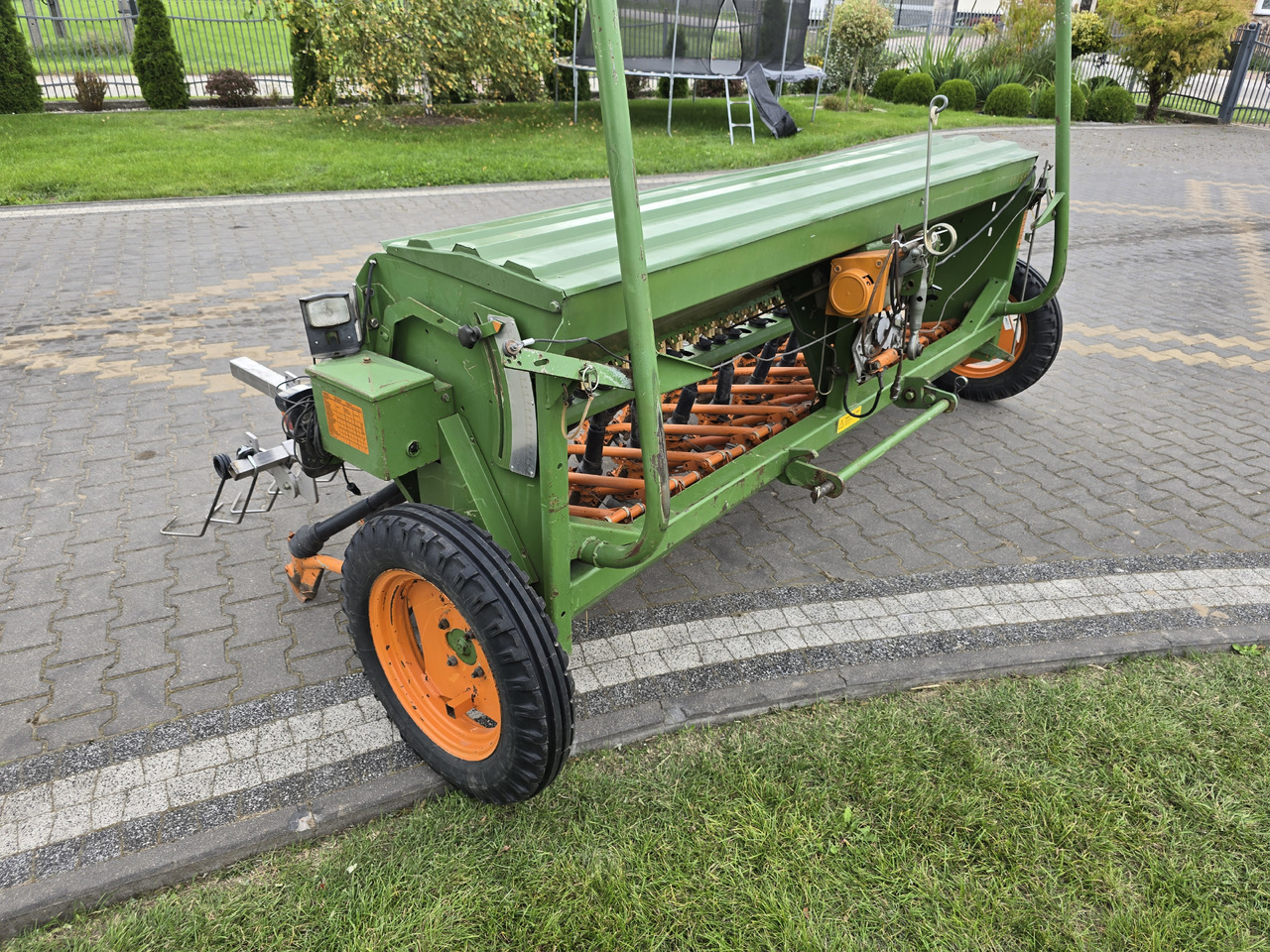 Amazone D8/30 SPECIAL - Maquinaria de siembra: foto 5 Amazone D8/30 SPECIAL - Maquinaria de siembra: foto 5