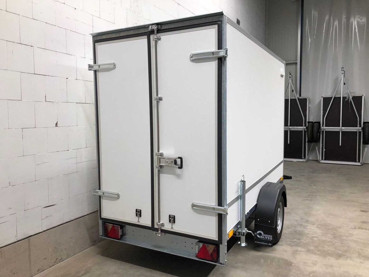 BLYSS F1326HD Kofferanhänger - Remolque caja cerrada: foto 4 BLYSS F1326HD Kofferanhänger - Remolque caja cerrada: foto 4