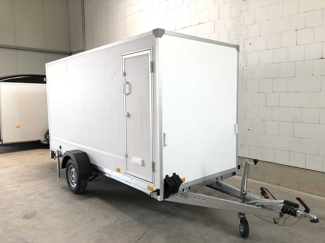BLYSS F1336HD Seitentür Kofferanhänger - Remolque caja cerrada: foto 4 BLYSS F1336HD Seitentür Kofferanhänger - Remolque caja cerrada: foto 4