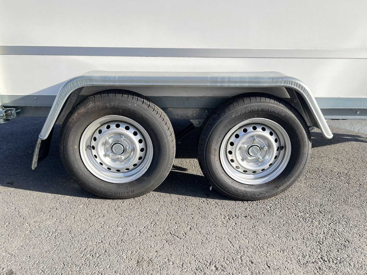 Remolque caja cerrada nuevo BLYSS F2030HTD Rampe + Seitentür Kofferanhänger: foto 18