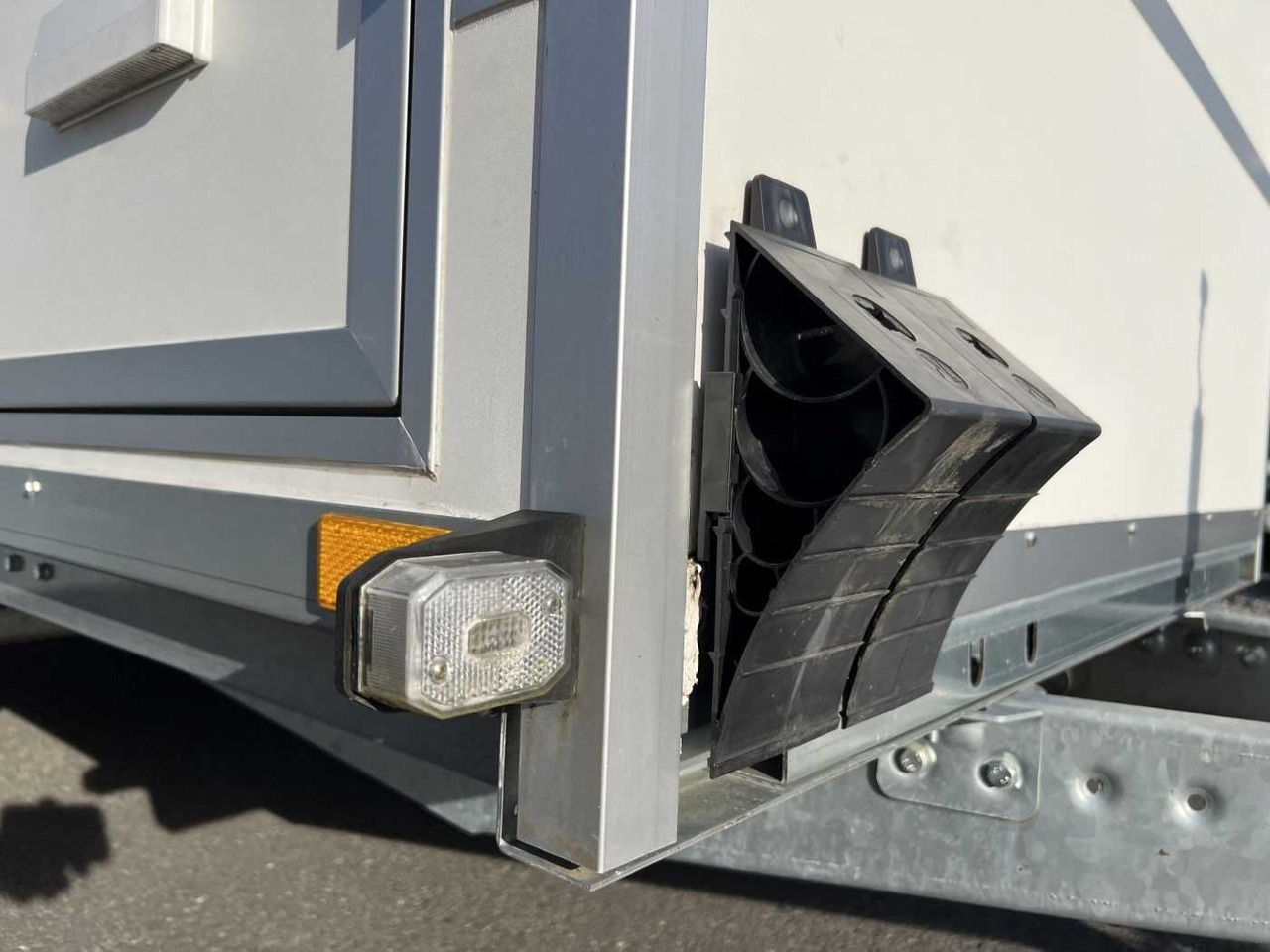 Remolque caja cerrada nuevo BLYSS F2030HTD Rampe + Seitentür Kofferanhänger: foto 20