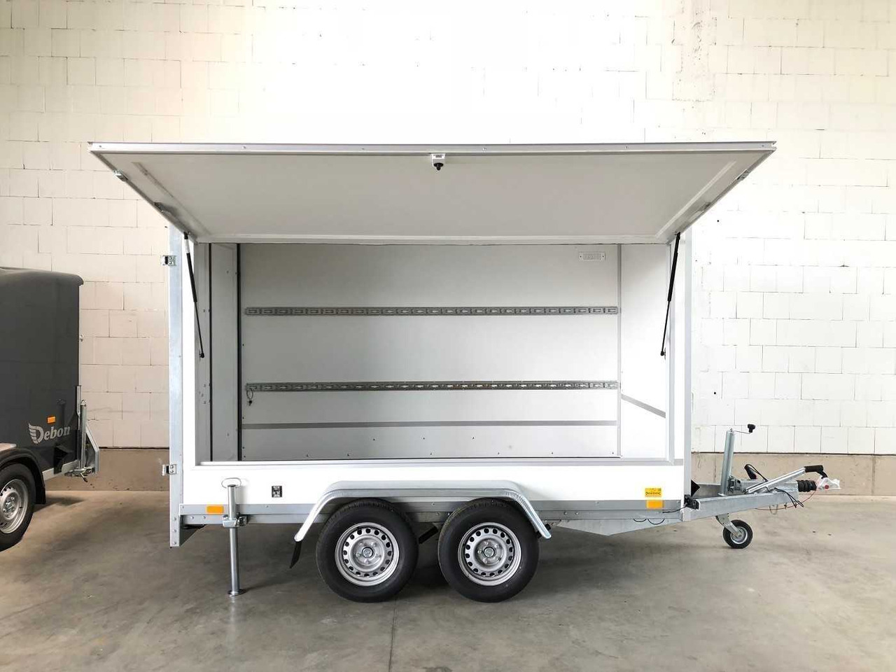 BLYSS F2030HTD VKL Kofferanhänger - Remolque caja cerrada: foto 1 BLYSS F2030HTD VKL Kofferanhänger - Remolque caja cerrada: foto 1