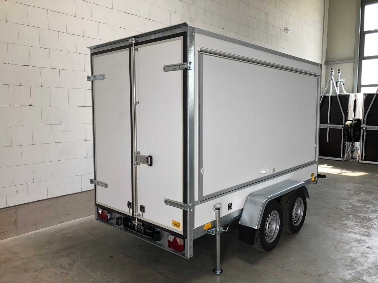 Leasing de BLYSS F2030HTD VKL Kofferanhänger BLYSS F2030HTD VKL Kofferanhänger: foto 22