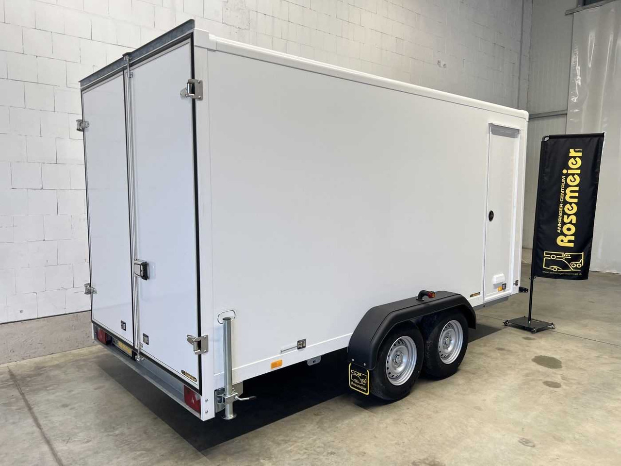 BLYSS FS2740/200HTL Seitentür Kofferanhänger - Remolque caja cerrada: foto 3 BLYSS FS2740/200HTL Seitentür Kofferanhänger - Remolque caja cerrada: foto 3