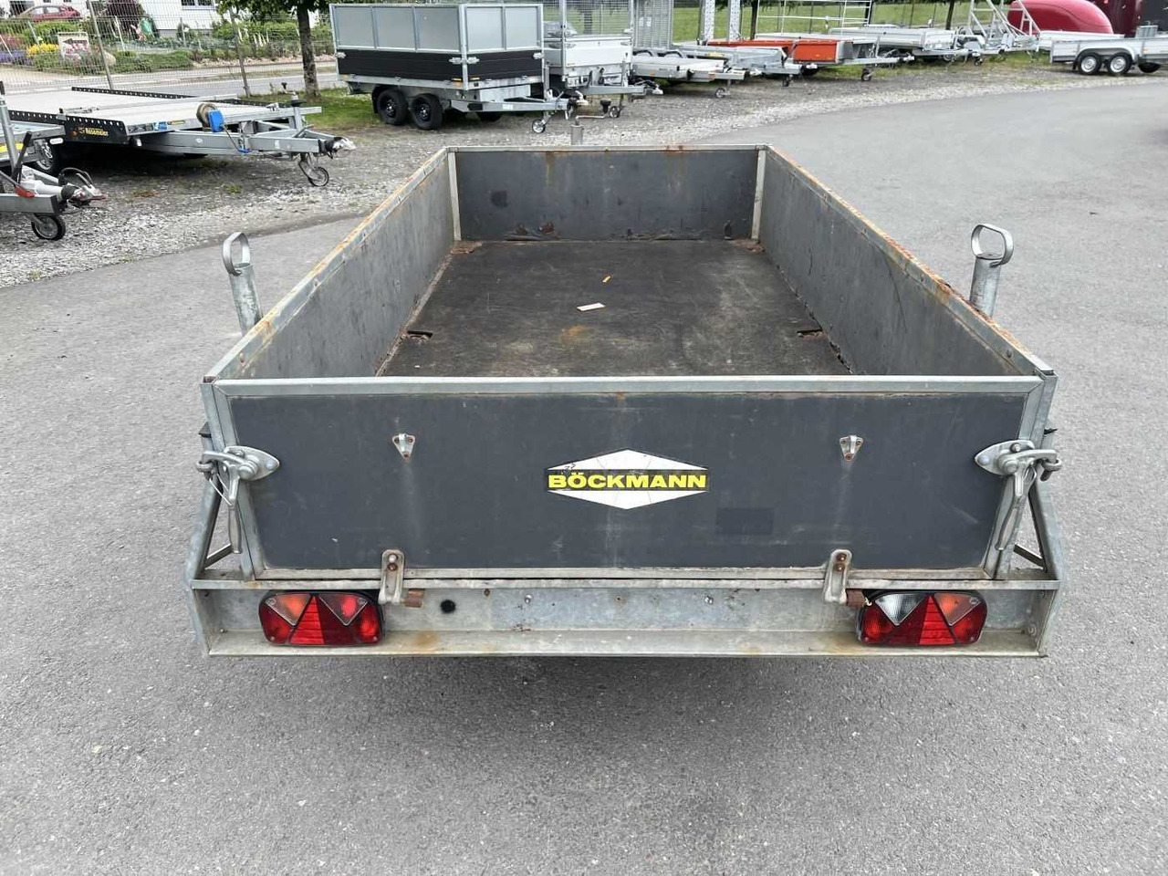 BOECKMANN HB 1326 Kastenanhänger gebremst - Remolque de coche: foto 4 BOECKMANN HB 1326 Kastenanhänger gebremst - Remolque de coche: foto 4