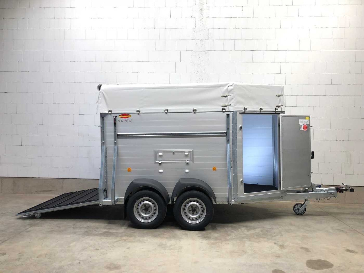 BOECKMANN VA 3016/24 Viehanhänger - Remolque transporte de ganado: foto 2 BOECKMANN VA 3016/24 Viehanhänger - Remolque transporte de ganado: foto 2