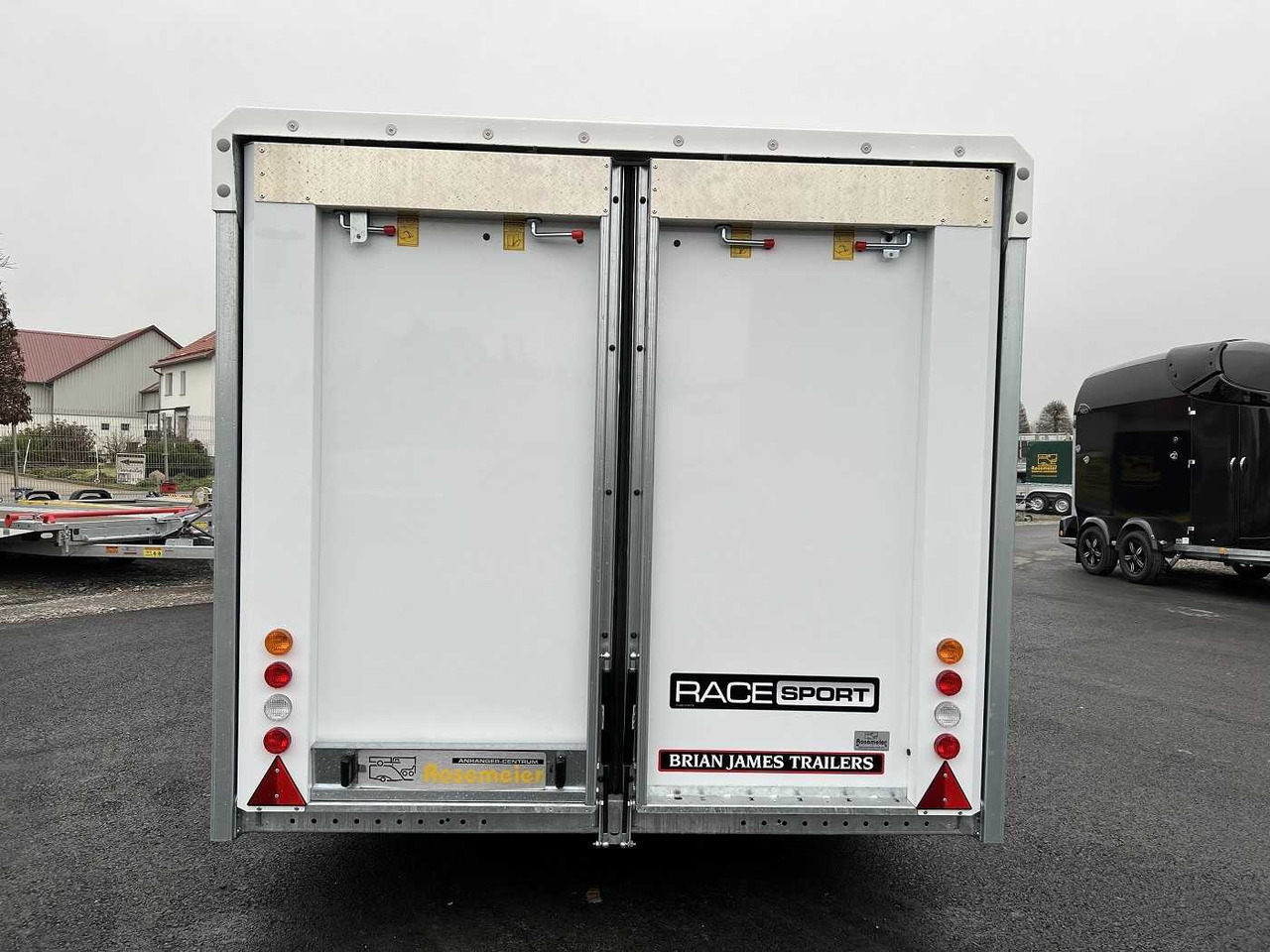 Leasing de BRIAN_JAMES Race Sport Autotransporter geschlossen BRIAN_JAMES Race Sport Autotransporter geschlossen: foto 20