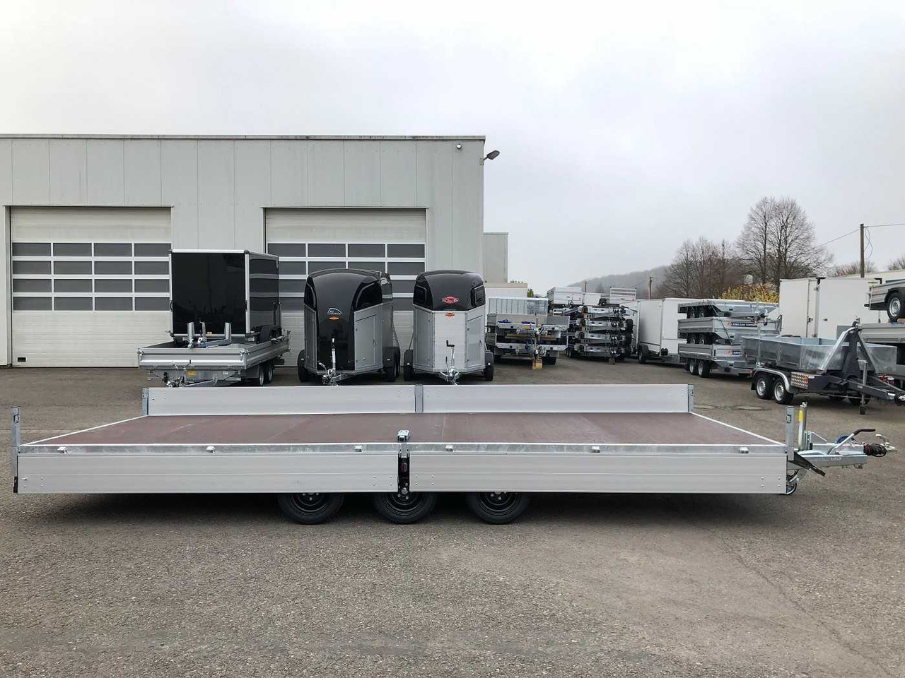 HAPERT Azure H-3 Hochlader - Remolque plataforma/ Caja abierta: foto 2 HAPERT Azure H-3 Hochlader - Remolque plataforma/ Caja abierta: foto 2