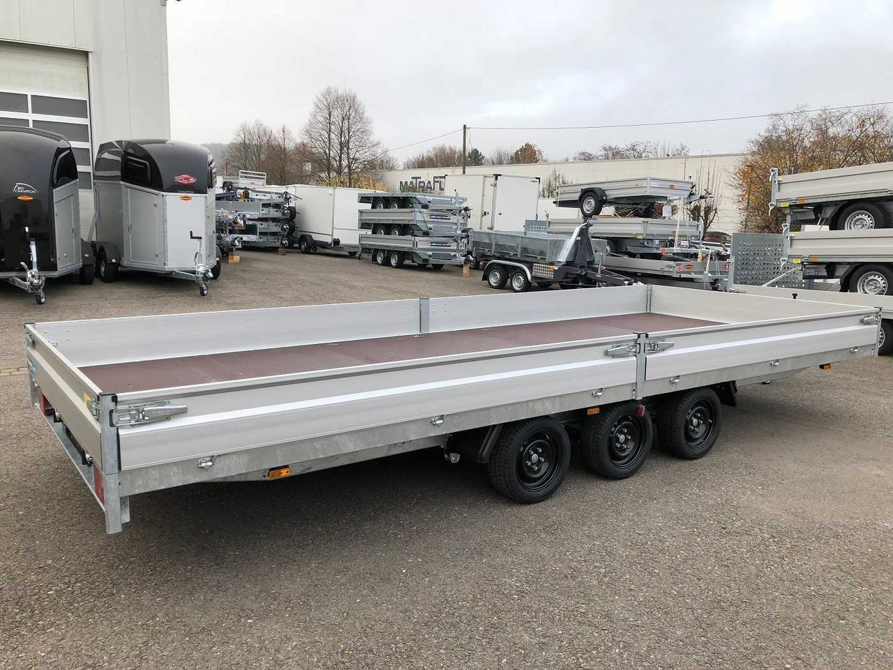HAPERT Azure H-3 Hochlader - Remolque plataforma/ Caja abierta: foto 1 HAPERT Azure H-3 Hochlader - Remolque plataforma/ Caja abierta: foto 1