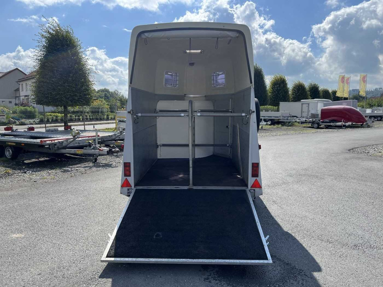 Remolque de coche HUMBAUR HP 2000 Pferdeanhänger: foto 12
