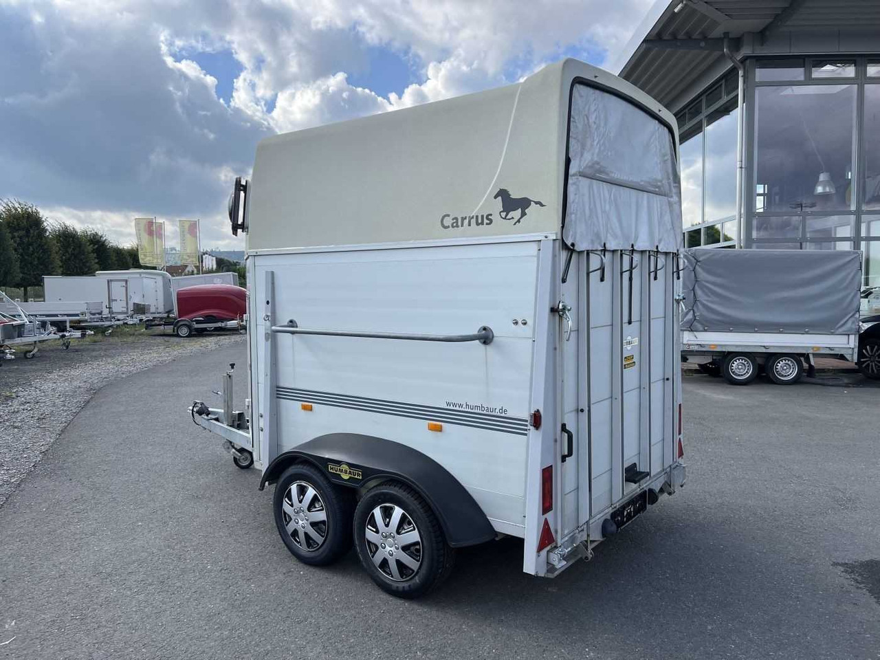 HUMBAUR HP 2000 Pferdeanhänger - Remolque de coche: foto 5 HUMBAUR HP 2000 Pferdeanhänger - Remolque de coche: foto 5