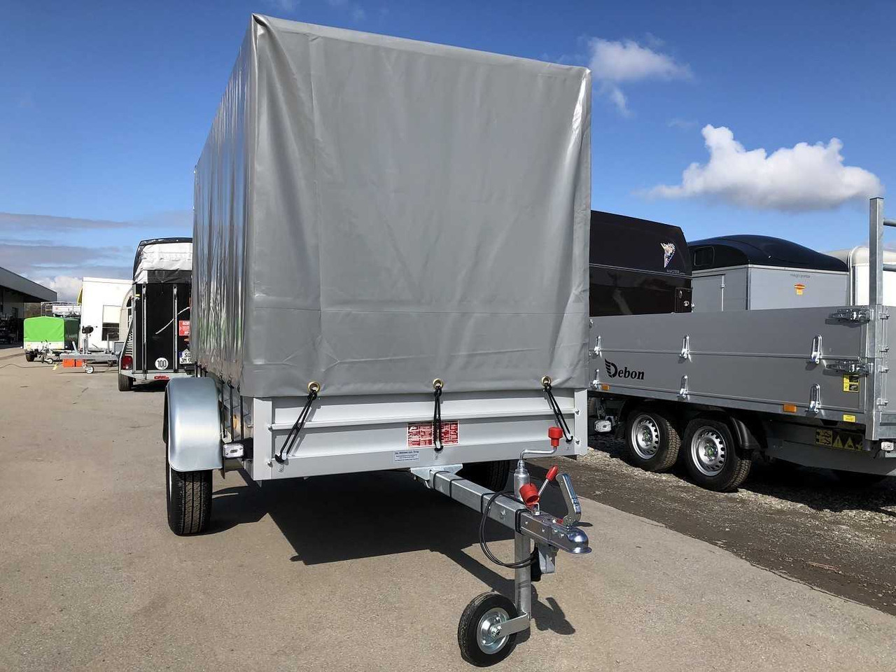 KOCH U4 mit Plane 1100 grau Kastenanhänger ungebremst - Remolque de coche: foto 2 KOCH U4 mit Plane 1100 grau Kastenanhänger ungebremst - Remolque de coche: foto 2